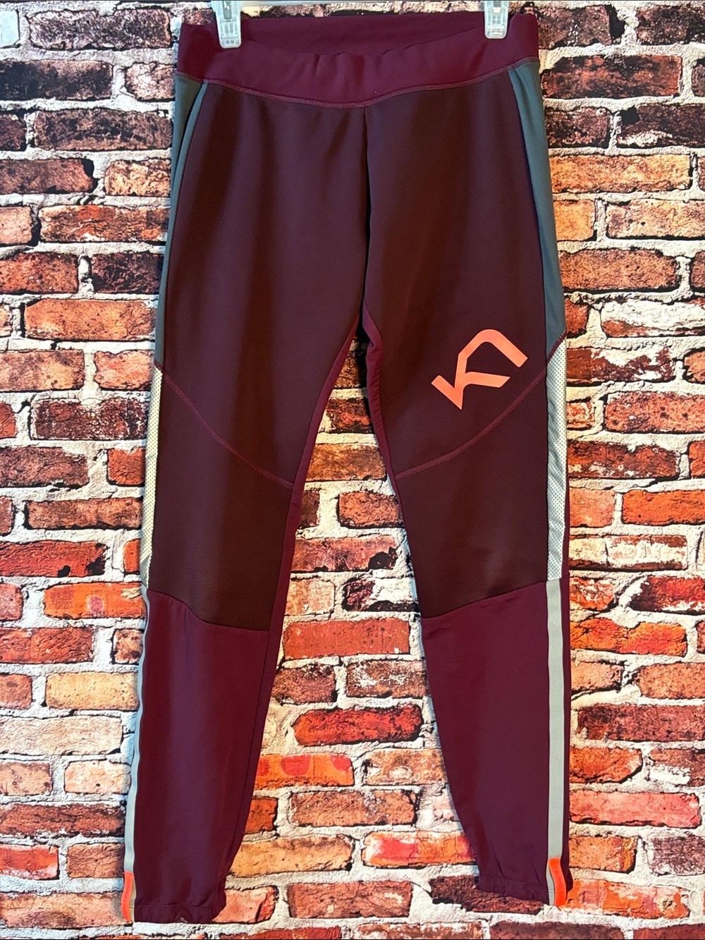 Kari Traa Tirill Thermal Tights Maroon Leggings Orange Logo Gray Side Panels S